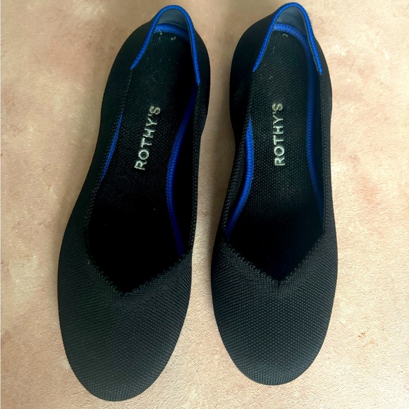 Black classic Rothy’s - Picture 2 of 6